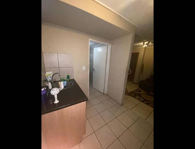 1 BEDROOM APARTMENT FOR SALE IN AUCKLAND PARK